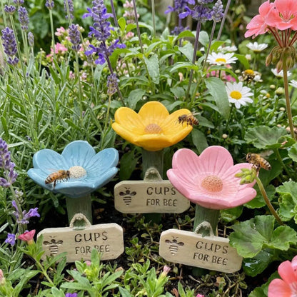 3PCS Flower Bee Water Station – Garden Pollinator Watering Cups with Decorative Stakes