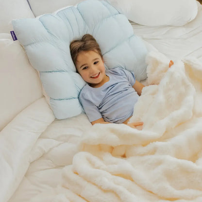 Ultra Soft Cloud Throw Blanket – Thick Faux Rabbit Fur Plush Blanket for Couch & Bed